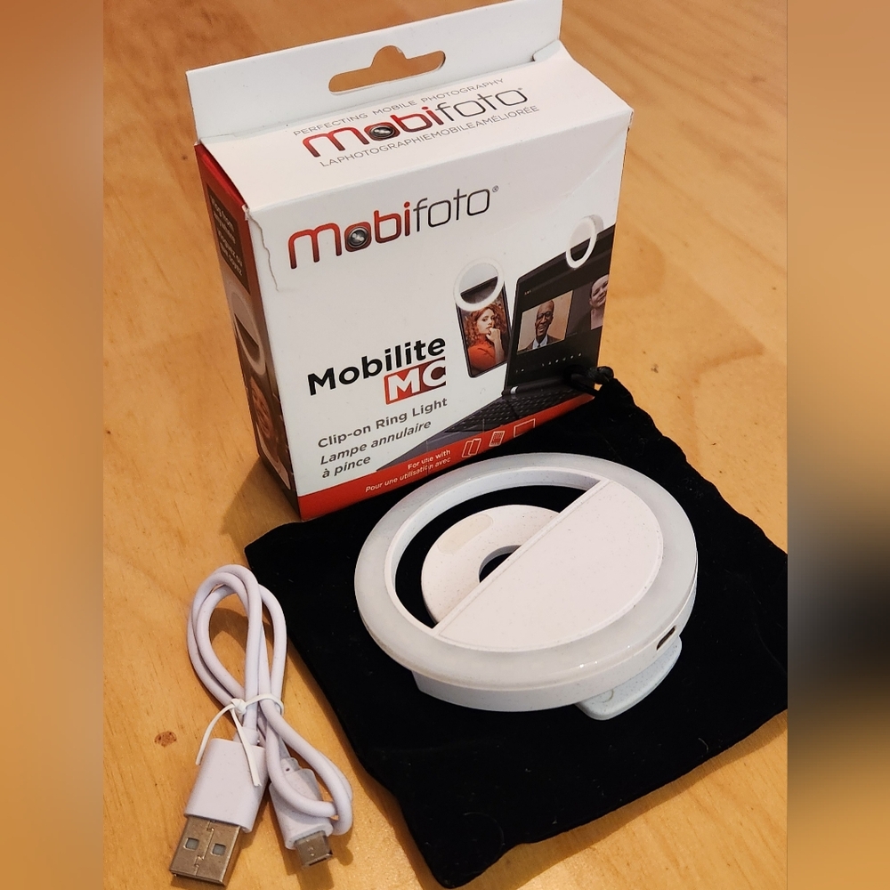 Clip-on ring light for phone, tablet or laptop
